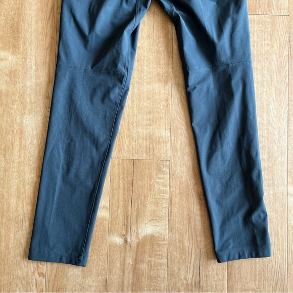 Lululemon Gray Commission Pant Slim 28x31 - Picture 13 of 16